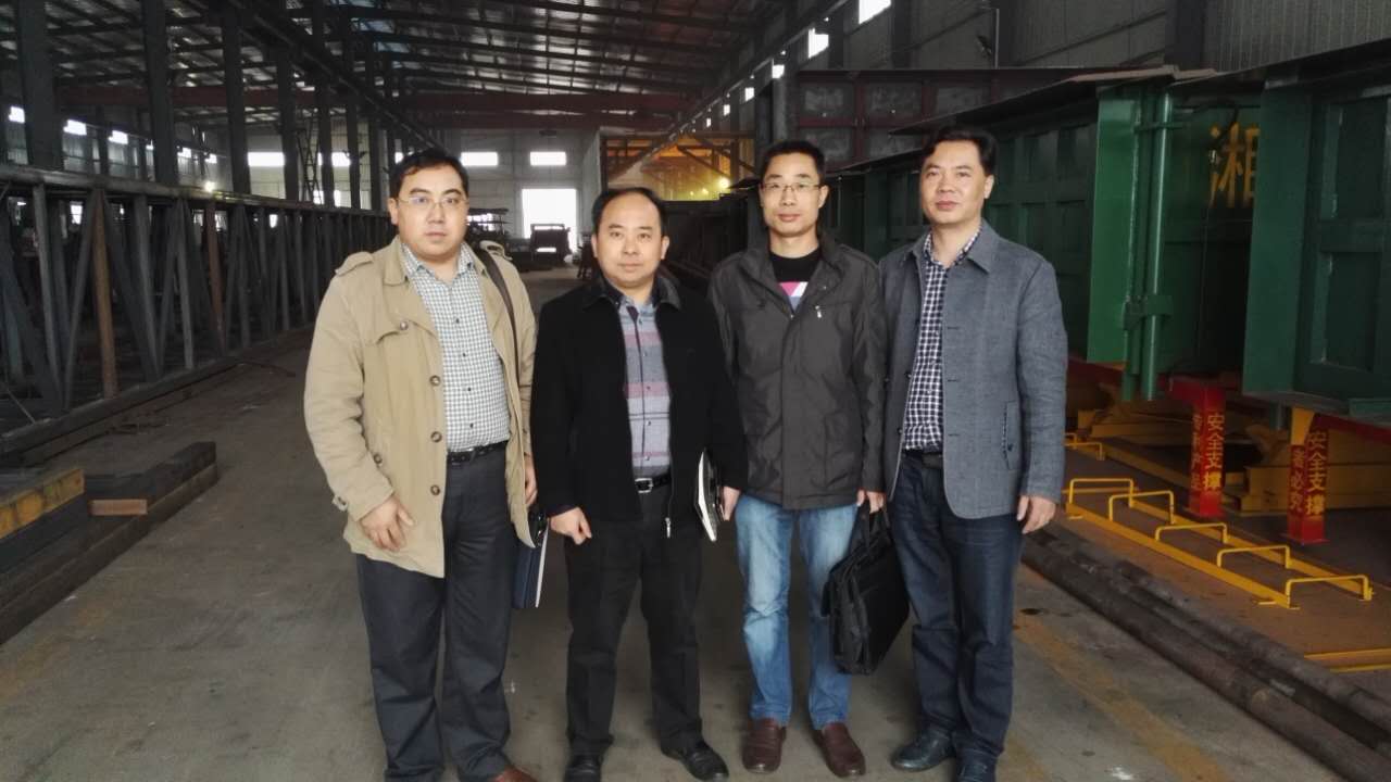 長沙湘一機(jī)械有限公司,長沙環(huán)衛(wèi)設(shè)備制造,長沙環(huán)衛(wèi)設(shè)備銷售,保潔項目